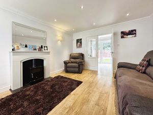 Lounge - click for photo gallery